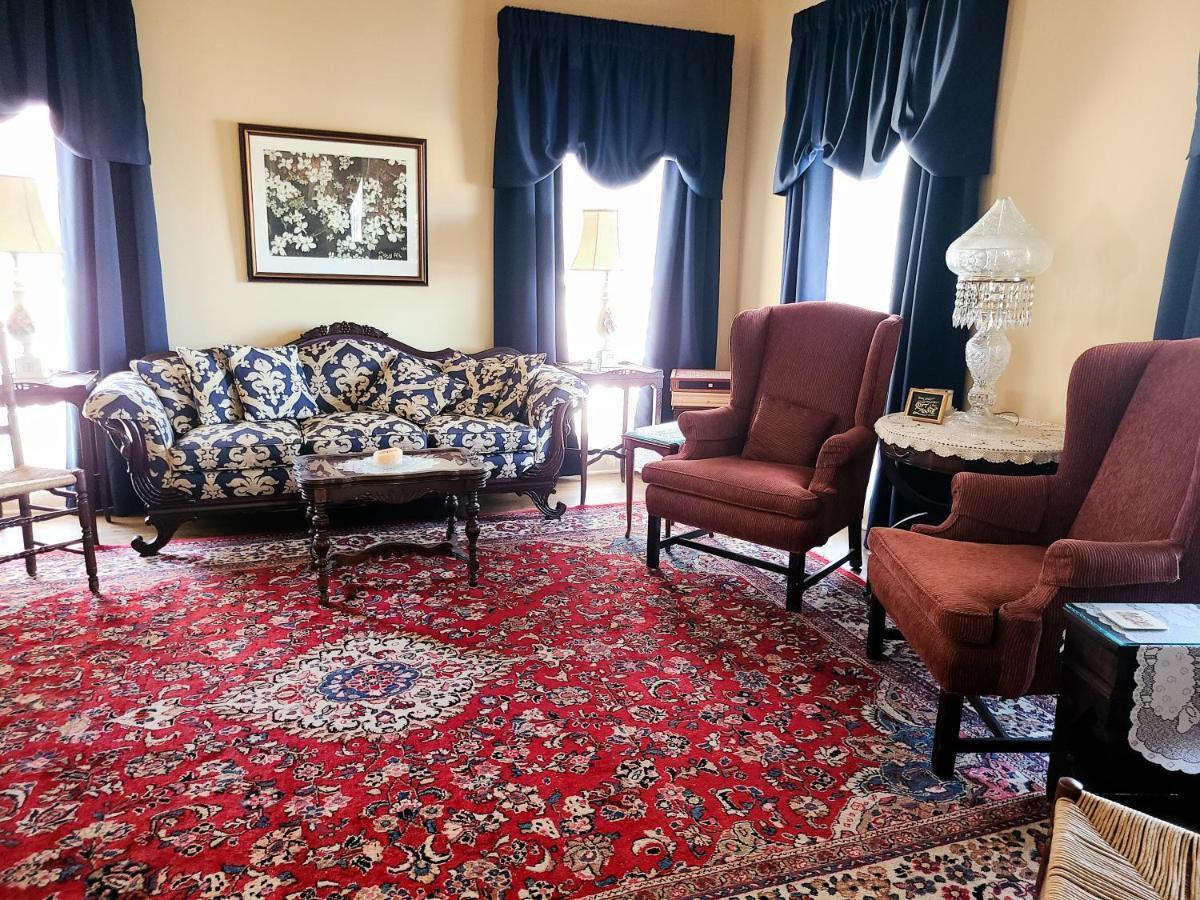 Red Bluff Cottage Bed & Breakfast Μοντγκόμερι Εξωτερικό φωτογραφία