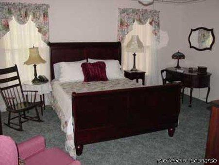 Red Bluff Cottage Bed & Breakfast Μοντγκόμερι Δωμάτιο φωτογραφία