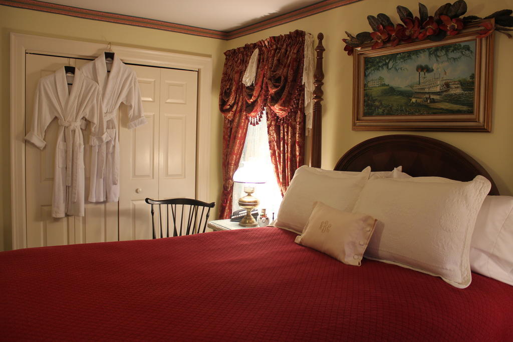 Red Bluff Cottage Bed & Breakfast Μοντγκόμερι Εξωτερικό φωτογραφία