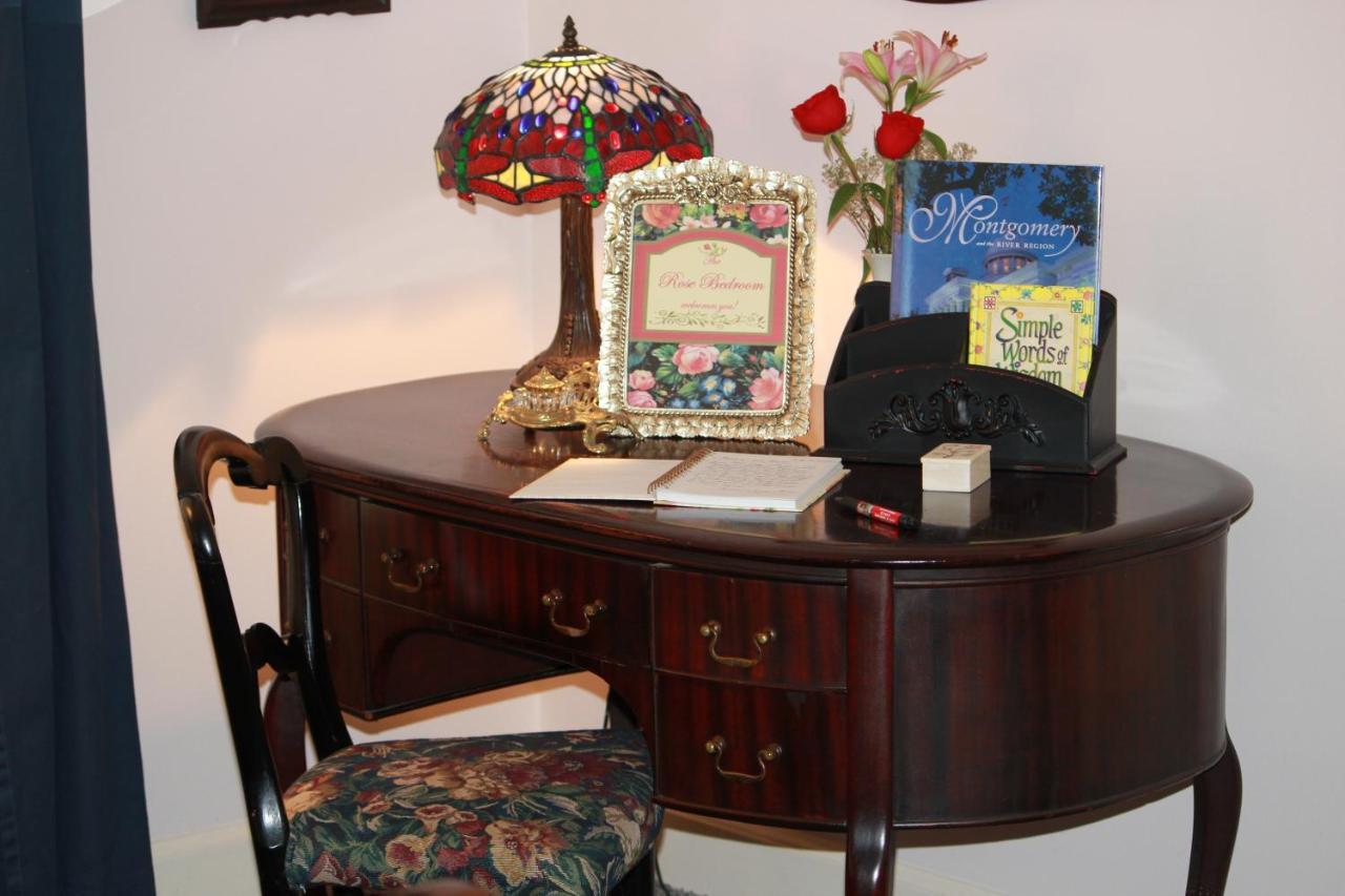 Red Bluff Cottage Bed & Breakfast Μοντγκόμερι Εξωτερικό φωτογραφία